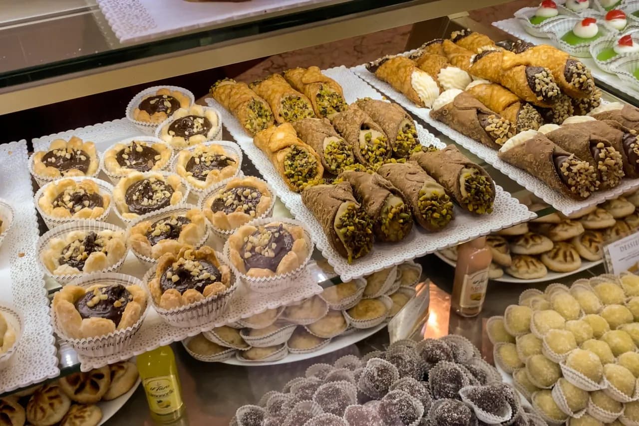 Taormina gdzie zjeść: najlepsze restauracje i lokalne smaki