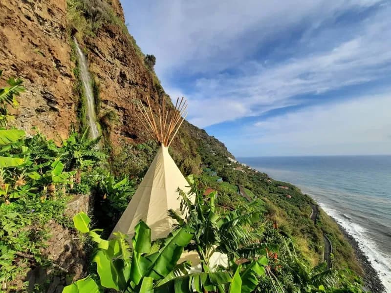 Najlepsze miejsca na nocleg na Maderze - uniknij rozczarowań