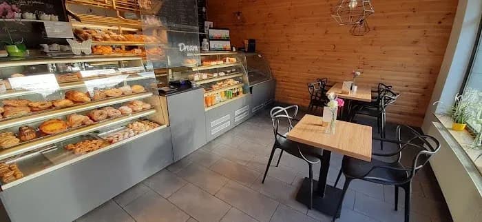 Gdzie zjeść w Dąbrowie Górniczej? Najlepsze restauracje i smaki