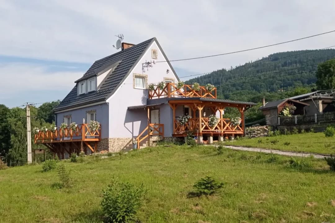 Gdzie nocleg w Górach Sowich? Najlepsze opcje dla każdego budżetu