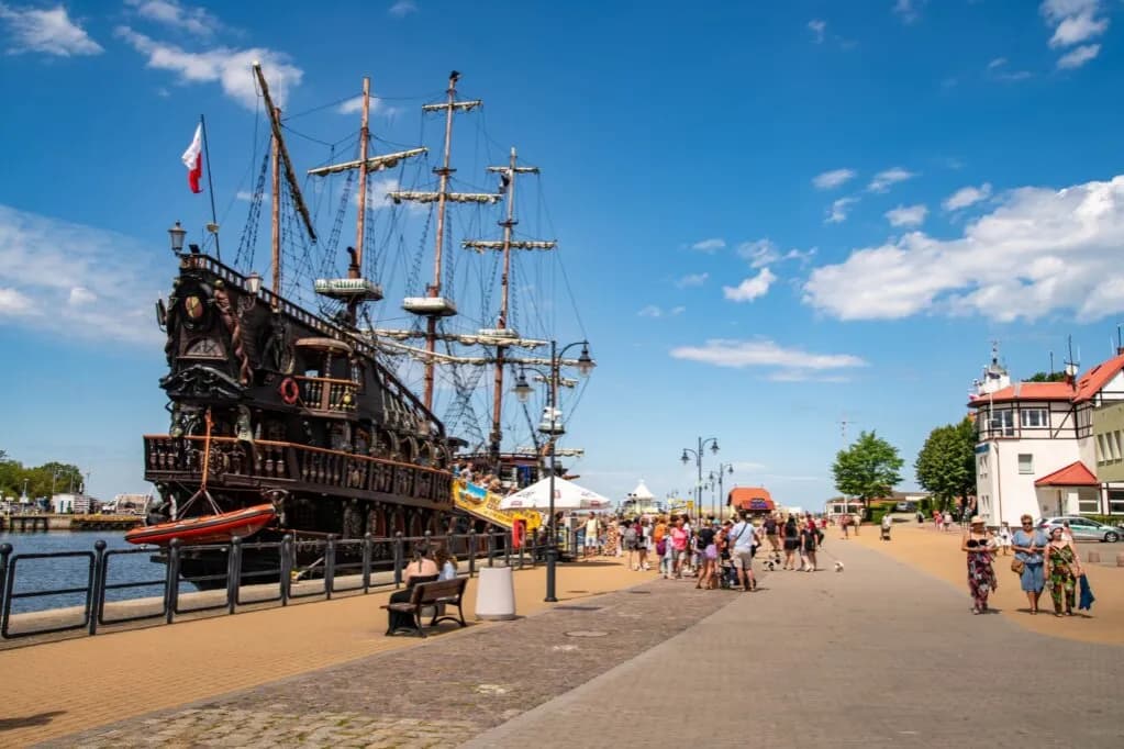 Najciekawsze atrakcje w Ustce, które musisz zobaczyć na wakacjach