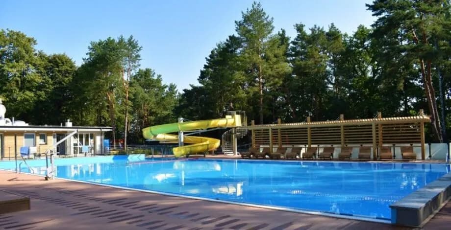 Kiedy najlepiej jechać do Powsina, aby uniknąć tłumów i cieszyć się pięknem?